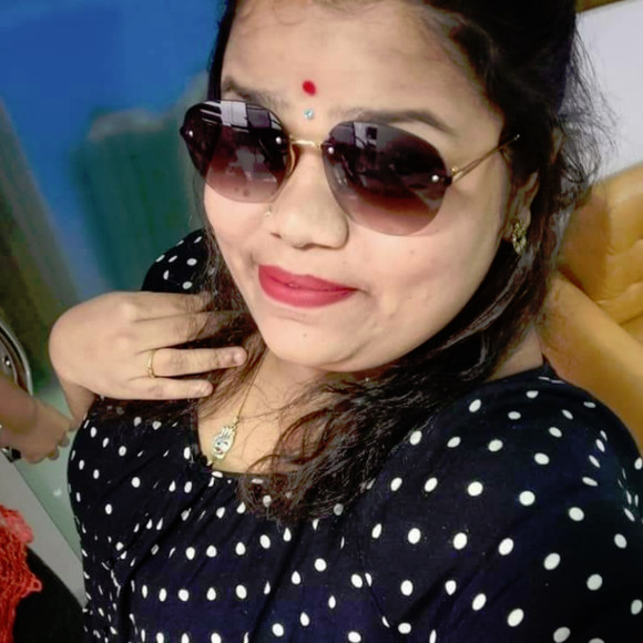 Meet your Posher, Amanda - Picture 1 of 1